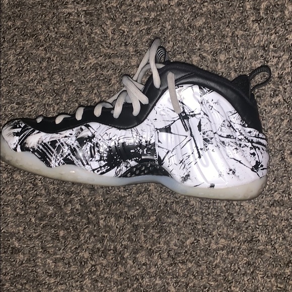 nike foamposite shattered backboard